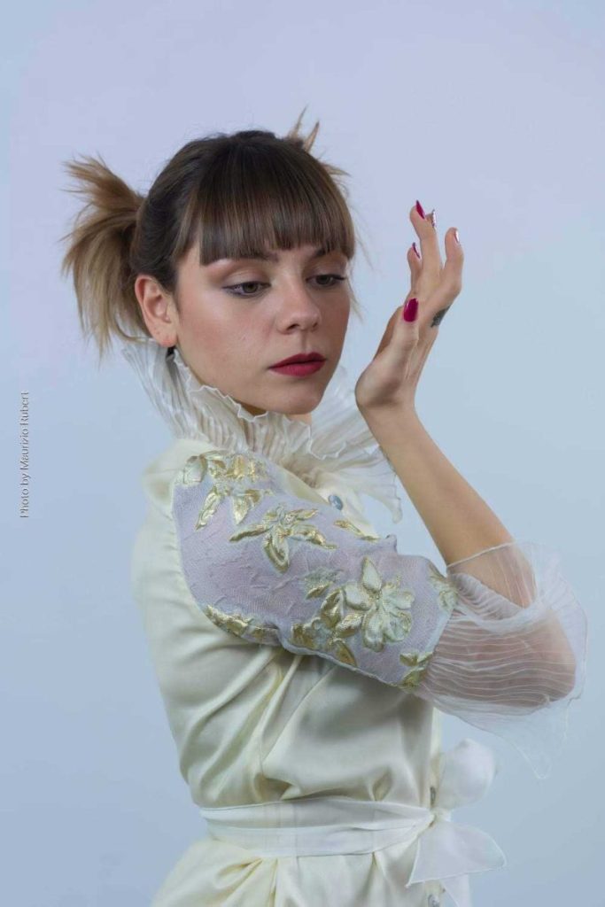 abiti-ricamati-su-misura-scuola-di-moda-mauristyle